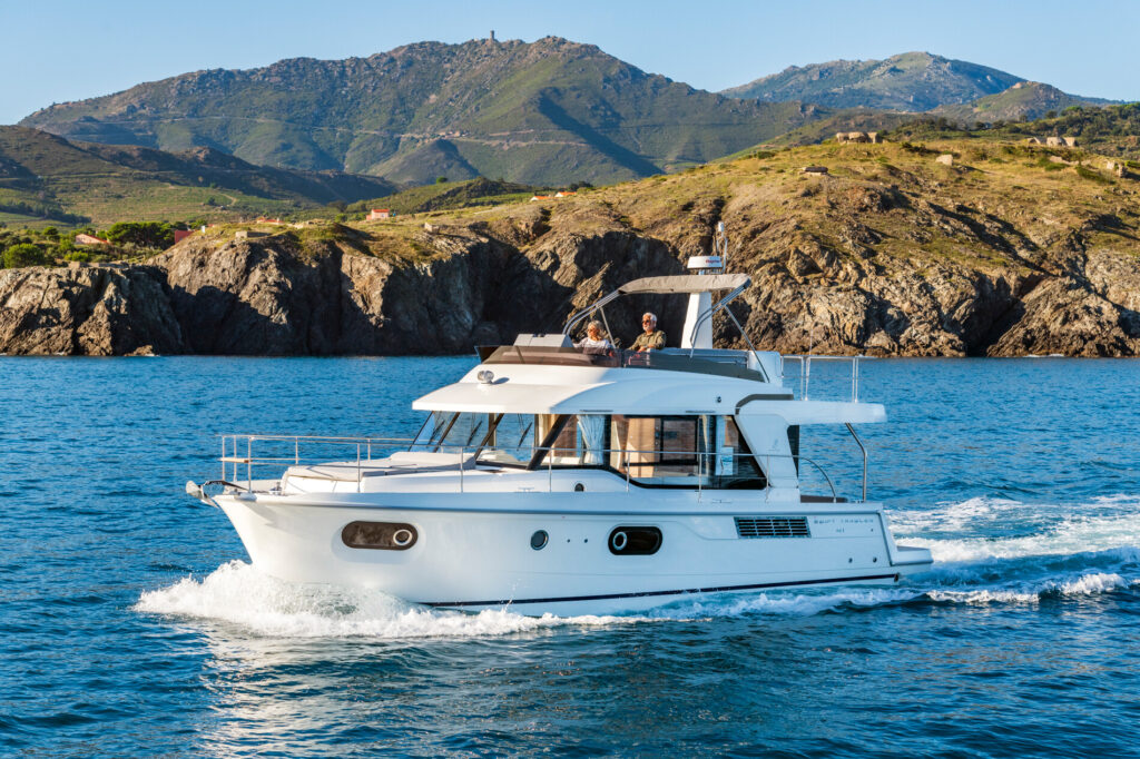 Swift Trawler_41_Fly_3