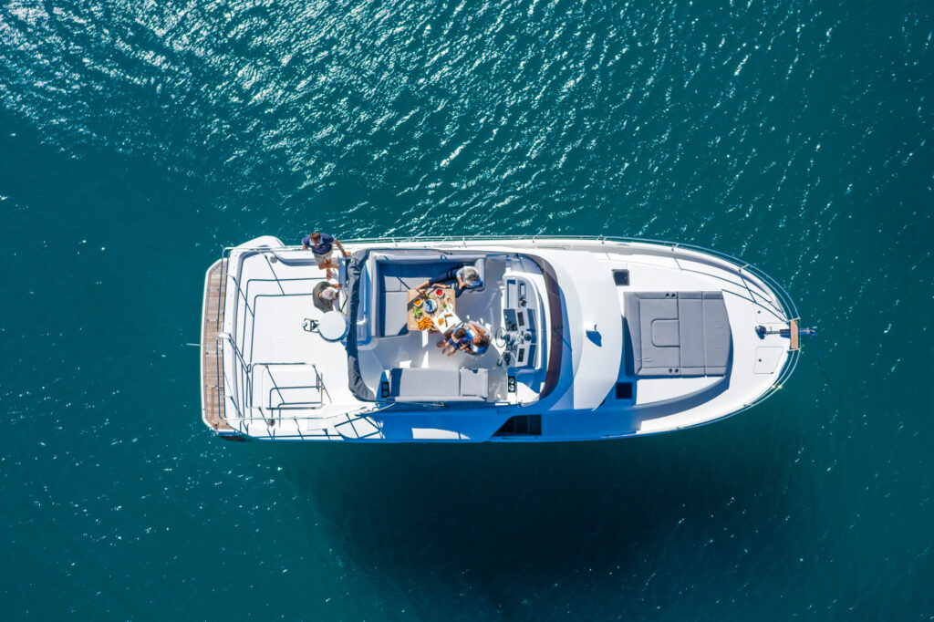 Swift Trawler_41_Fly_6