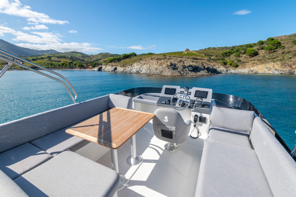 Swift Trawler_41_Fly_9